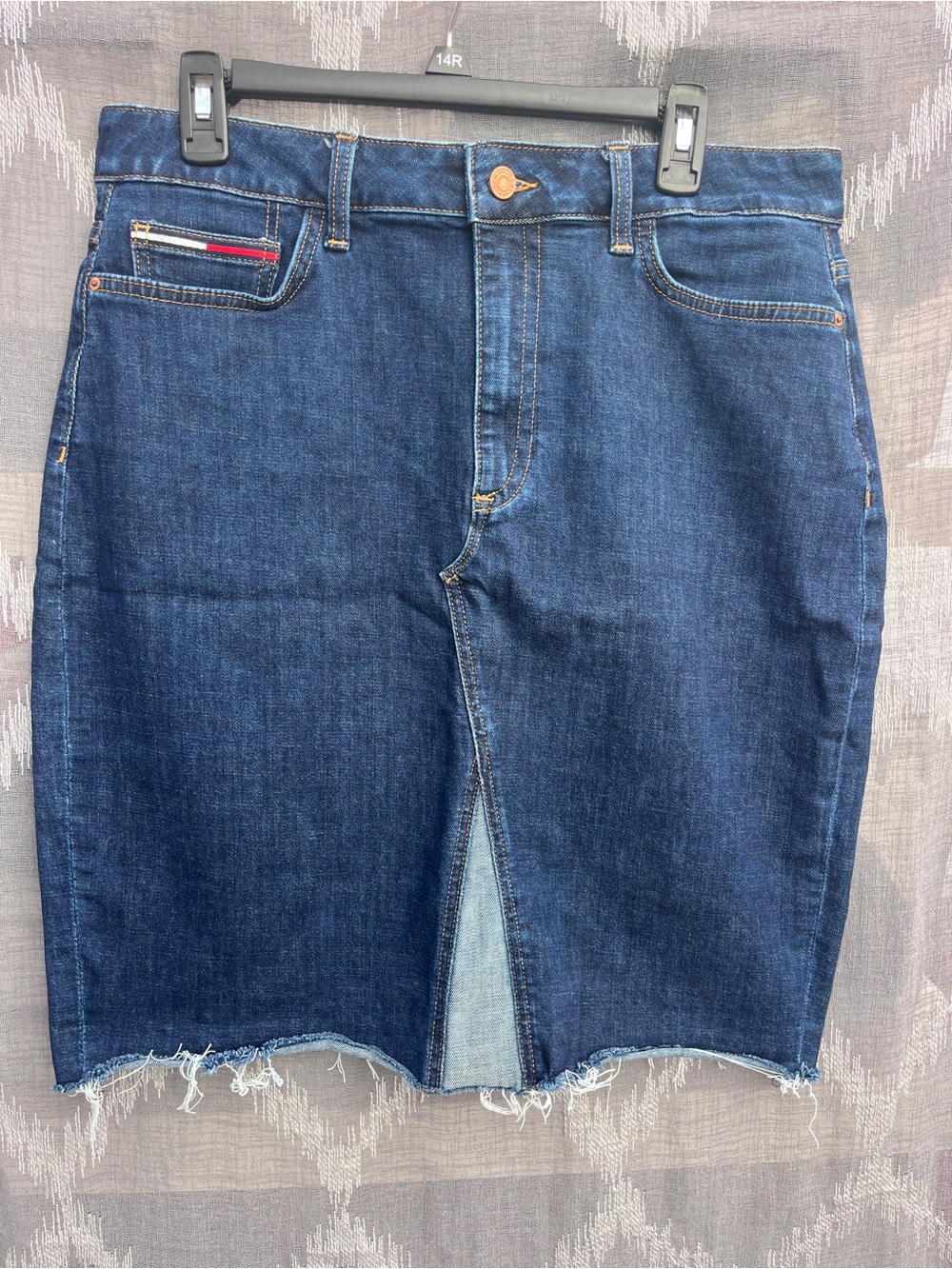 Tommy Hilfiger denim skirt dark wash stretchy midi length size 12 R
